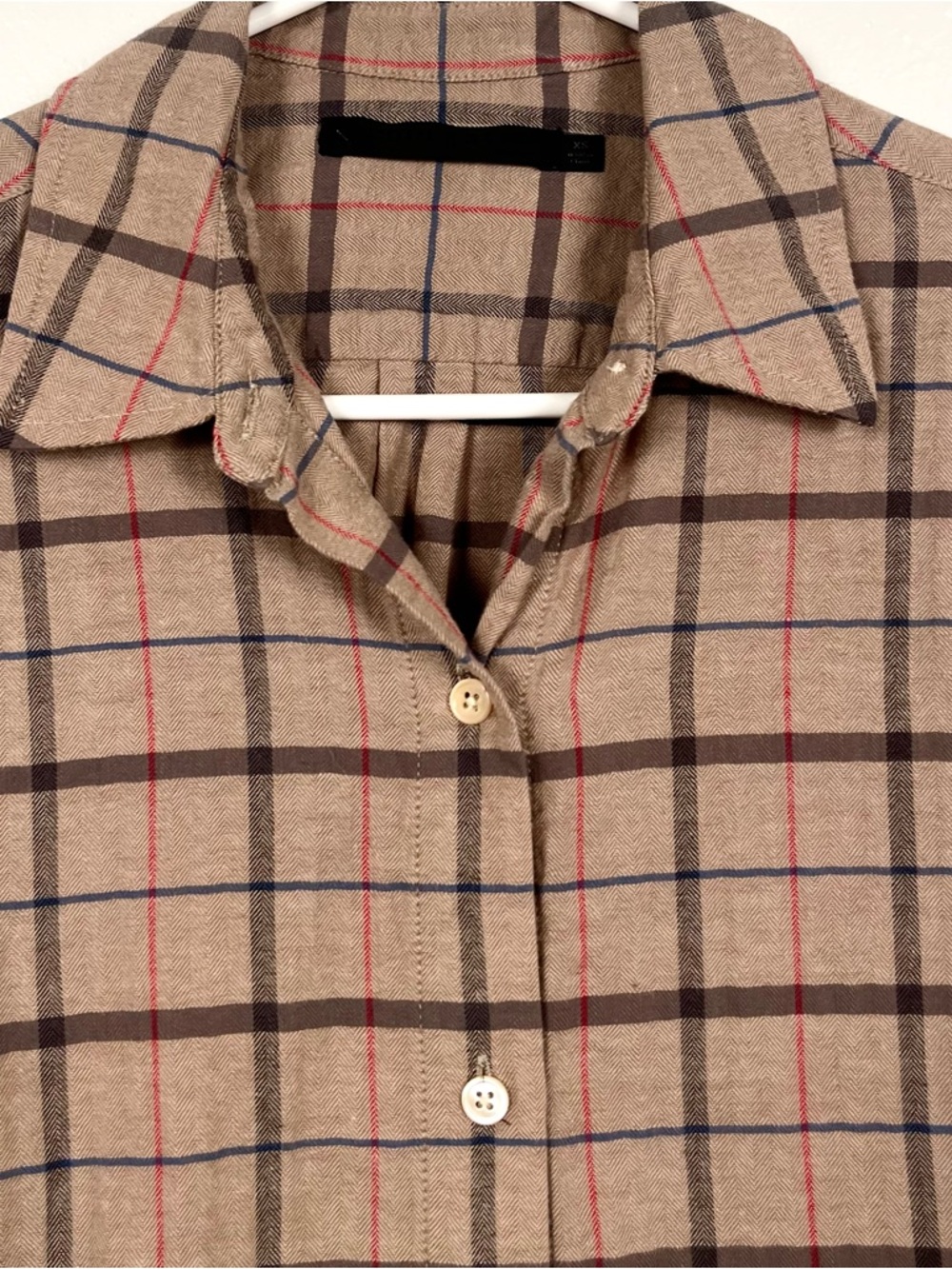 Jenni Kayne Lightweight Plaid Cotton Flannel Buttondown Shirt in Tan Beige - Picture 3 of 7